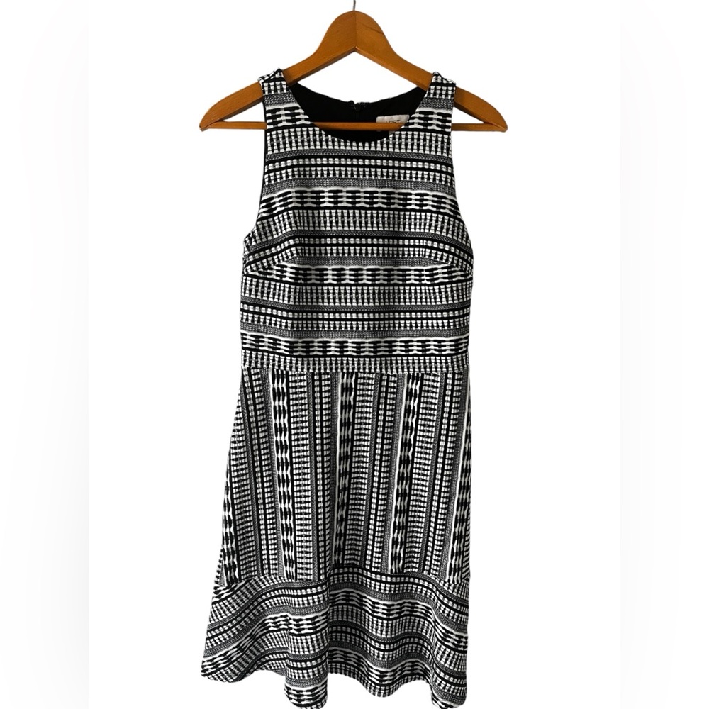 LOFT Geo Textured Flare Sleeveless Mid Length Dress Size 4